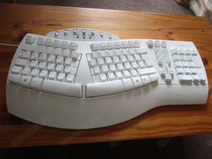 Perixx ErgonomischeTastatur   Geteiltes Design, DE-Layout