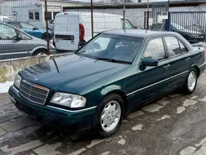 Mercedes-Benz C 180 *OLDTIMER * AUTOMATIK  * TÜV NEU