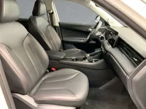 MG EHS Luxury MY24 360° Kamera SHZ Navi MG Pilot Bild 3