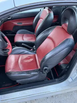 Peugeot 206 CC 135 Platinum Bild 3