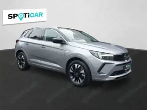 Opel Grandland Ultimate Plug-in-Hybrid 4 SITZHEIZUNG AHK NAVI AUT Bild 3