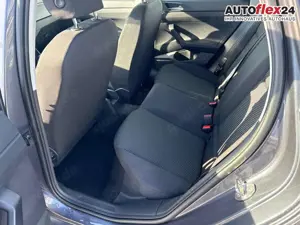 Volkswagen Polo Yes 1.0 80 PS Sitzheizung-App Connect Wireless-... Bild 5