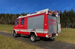 Mercedes-Benz Vario 815 D 4x4 Feuerwehr