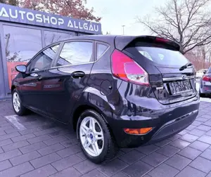 Ford Fiesta Titanium NUR 60.000 Km Bild 4