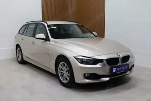 BMW 320 i Touring NAV/PDC/TEM/SHZ/LMF+TÜV 12.27