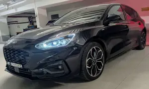 Ford Focus 1.5 EcoBoost S-S PANO LED CAM ST-LINE 182PS
