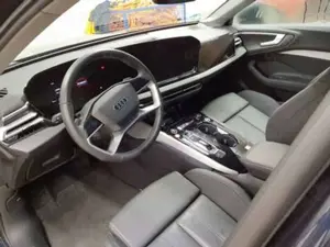 Audi A5 Avant TFSI quatt AHK Matrix 2xMMI 360° ACC Sitzh Bild 5