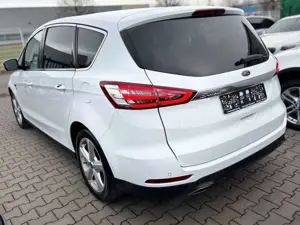 Ford S-Max S-MAX 2.0 TDI Titanium 4X4 AWD Bild 2