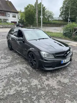 Mercedes-Benz C 63 AMG C 63 AMG T AMG SPEEDSHIFT MCT AMG Performance Package