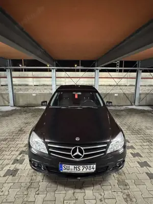 Mercedes-Benz C 180 CGI Automatik BlueEFFICIENCY Bild 4