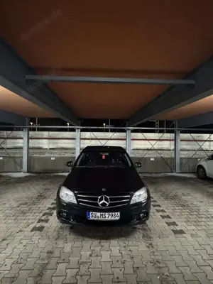 Mercedes-Benz C 180 CGI Automatik BlueEFFICIENCY Bild 2