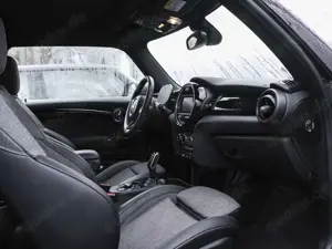 MINI Cooper SE Trim M Klimaaut. Komfortzugang PDC Bild 4