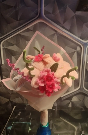 Handgemachter Blumenstrauß aus Pfeifenreiniger das Stück 15  