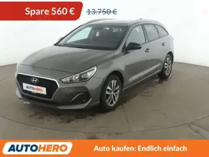 Hyundai i30 1.4 YES! *NAVI*CAM*SHZ*LHZ*ALU*KLIMA*SPUR*