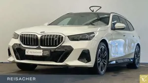 BMW i5 A eDrive40 Tou M-Sport AHK LCPro ACCPro 360°