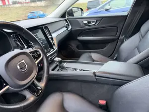 Volvo V60 V60 D4 Momentum Bild 5