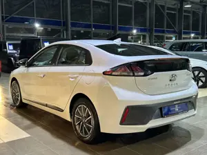 Hyundai IONIQ R.Cam*PDC*Spurhalteassis*Klimaautomatik* Bild 4