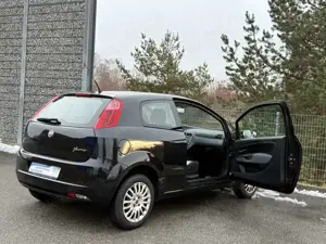 Fiat Grande Punto 1.4 8V Dynamic Sport TÜV und Bereifung neu