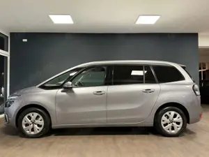 Citroen Grand C4 SpaceTourer / Picasso 1.6 Selection / 1.HAND / Bild 2