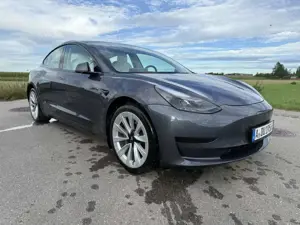 Tesla Model 3 Model 3 Standard Reichweite Plus Hinterradantrieb Bild 3