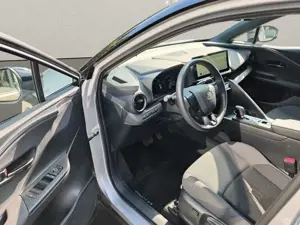 Toyota C-HR 1.8 Hybrid Team Deutschland 15 J. Garantie Bild 5