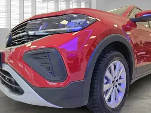 Volkswagen T-Cross 70 kW Life 1.0 TSI AHK-abnehmbar Navi Digitales Co Bild 4