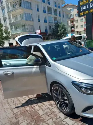 Mercedes-Benz B 250 7G-DCT Progressive