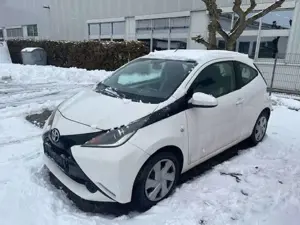 Toyota Others Aygo 1,0-l- x-play