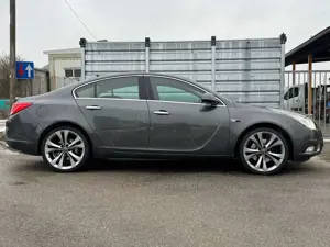 Opel Insignia COSMO 4x4 V6 (TURBO) *AUTOMATIK* EURO5 VOLLEDER Bild 2