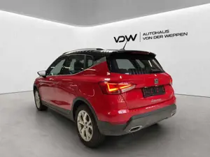SEAT Arona FR 1.5 TSI Klima Navi Einparkhilfe Sitzheizung Bild 5