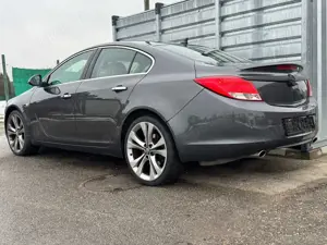 Opel Insignia COSMO 4x4 V6 (TURBO) *AUTOMATIK* EURO5 VOLLEDER Bild 5