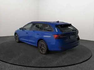 Skoda Octavia Combi 2.0TDI Clever LED Navi Rear View ACC SHZ hin Bild 4