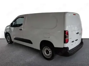 Opel Combo Cargo L2H1 erhöhte Nutzlast RFK Klima PDC LED DAB Bild 4