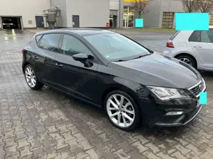 SEAT Leon Seat Leon FR Panodach Sitzhzg Rückfahrkamera Alcantara virtu. Cockpit 131 PS 96 kW