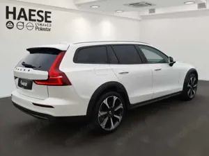 Volvo V60 Cross Country B4 Plus AWD el.AHK  Navi Leder Digitales Cockpit Bild 5