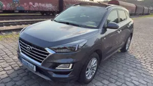 Hyundai TUCSON blue 2.0 CRDi 4WD Aut. Premium Full