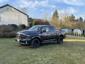 Dodge RAM 1500 | HEMI 5,7L | 4x4
