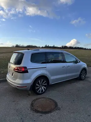 Volkswagen Sharan 2.0 TDI 184 PS DSG Allrad 7-Sitzer Alcan Bild 4