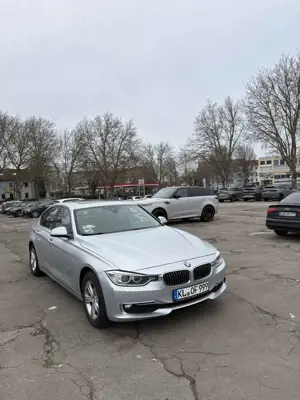 BMW 320 320d Luxury Line