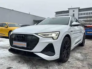 Audi e-tron 50 2x S line ACC AHK BLACK PANO e-SITZE