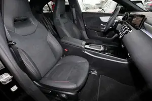 Mercedes-Benz CLA 200 Coupé AMG MBUX+RüKam+M-LED+Night+Totwink Bild 4