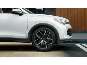 Volkswagen Tiguan 2.0 TDI 4M DSG Elegance Matrix/Stand/AHK/ Bild 4