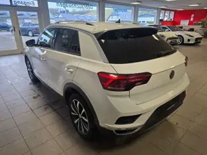 Volkswagen T-Roc 2.0 TSI Sport 4Motion ACC NAVI Bild 3