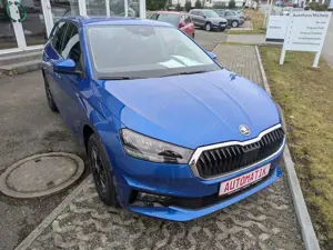 Skoda Fabia Selection / LED / DSG / SHZ / PDC  Kamera
