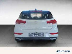 Hyundai i30 FL 5-Trg 1.0 T-GDI MT Advantage MY25 Navi Digitale Bild 5