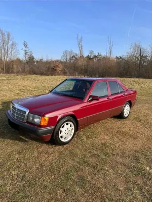 Mercedes-Benz 190 D 2.5 | H-Kennzeichen | umfassend überholt