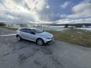 Volvo V40 Plus AWD