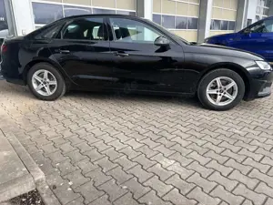 Audi A4 2.0TDI Lim. AHK Kamera T-Leder Standheizung Bild 5