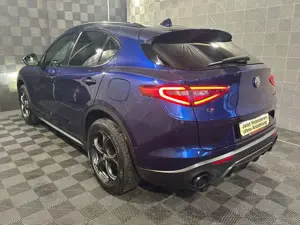 Alfa Romeo Stelvio Q4 B-Tech*BiXENON*ACC-R.KAM-SPUR-SHZ-19" Bild 3
