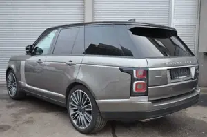 Land Rover Range Rover 4,4 V8 Autobiography VOLL Bild 2